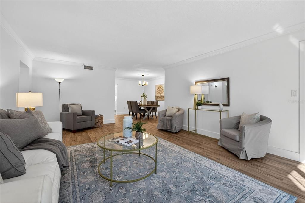 For Sale: $349,000 (2 beds, 2 baths, 1600 Square Feet)