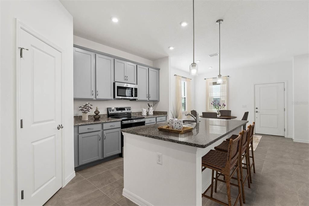 For Sale: $359,865 (3 beds, 2 baths, 1639 Square Feet)