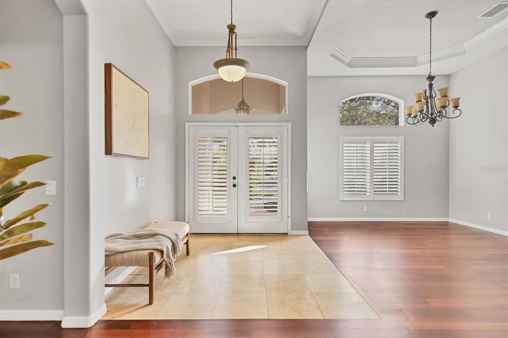 En Venta: $650,000 (4 camas, 3 baños, 2557 Pies cuadrados)