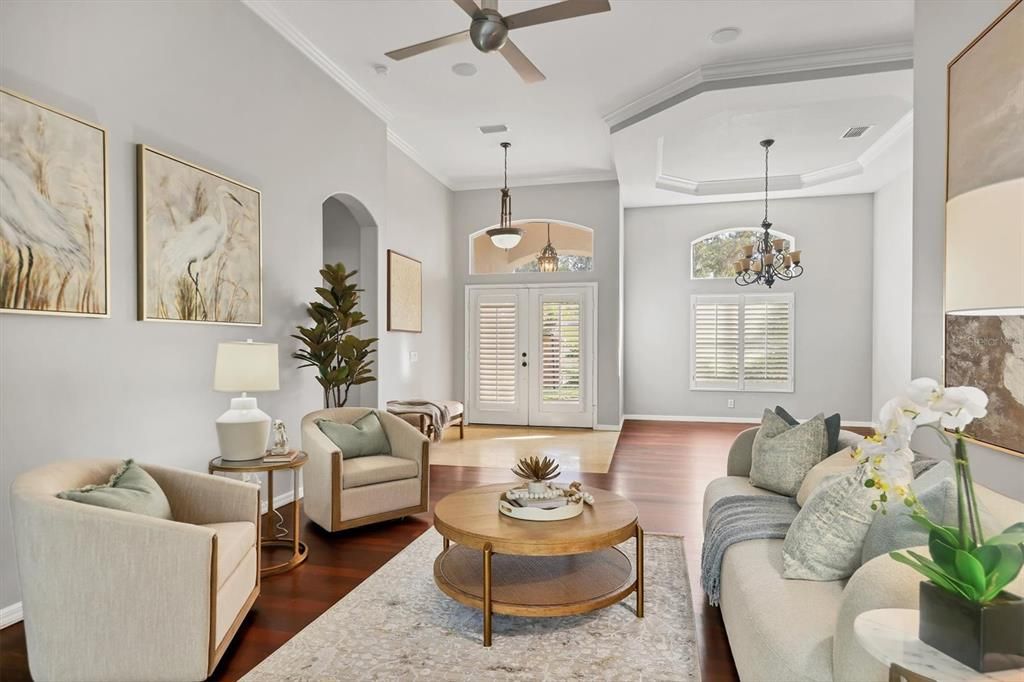 En Venta: $650,000 (4 camas, 3 baños, 2557 Pies cuadrados)