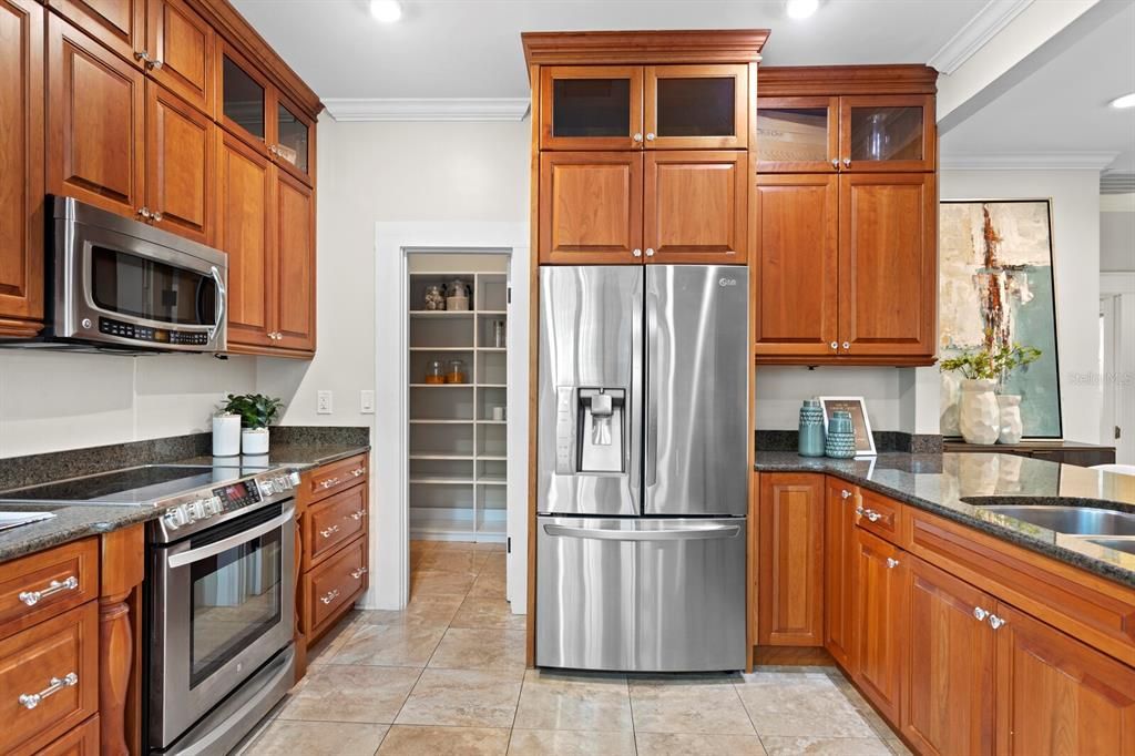 На продажу: $1,175,000 (2 спален, 2 ванн, 1820 Квадратных фут)