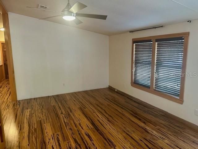 For Sale: $209,000 (4 beds, 2 baths, 1344 Square Feet)