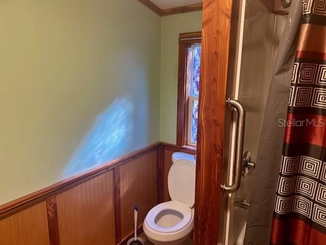 For Sale: $209,000 (4 beds, 2 baths, 1344 Square Feet)