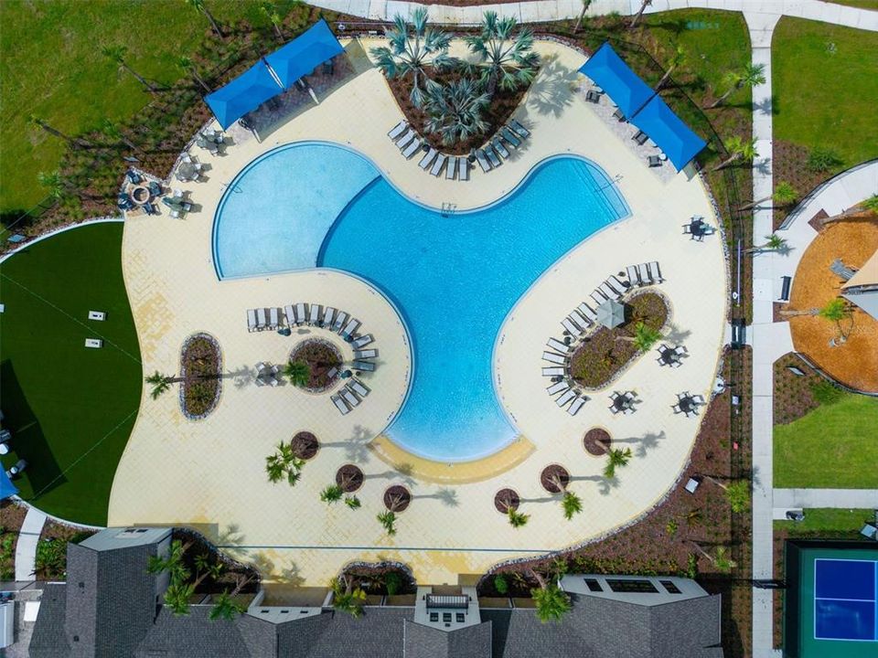 En Venta: $564,050 (4 camas, 3 baños, 2503 Pies cuadrados)