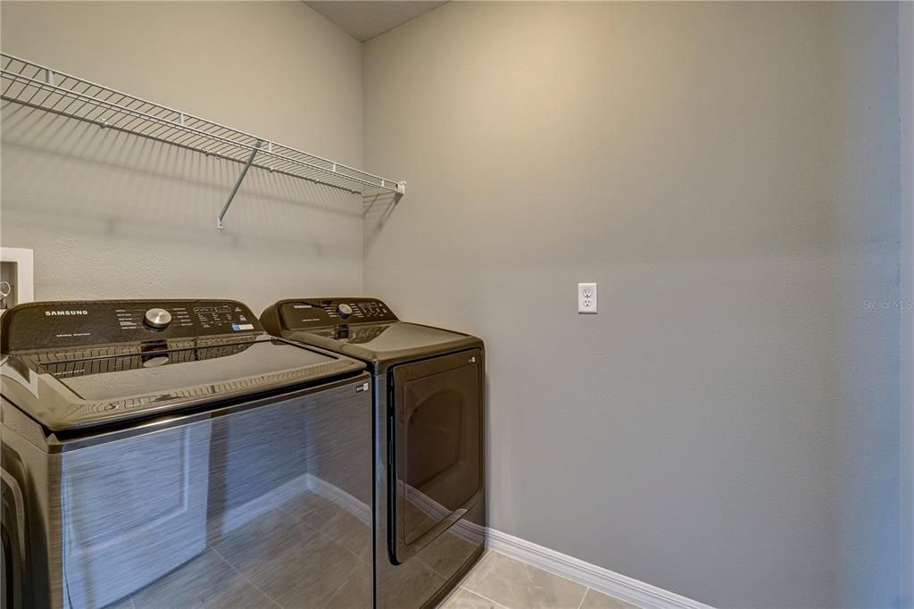 En Venta: $280,000 (3 camas, 2 baños, 1822 Pies cuadrados)