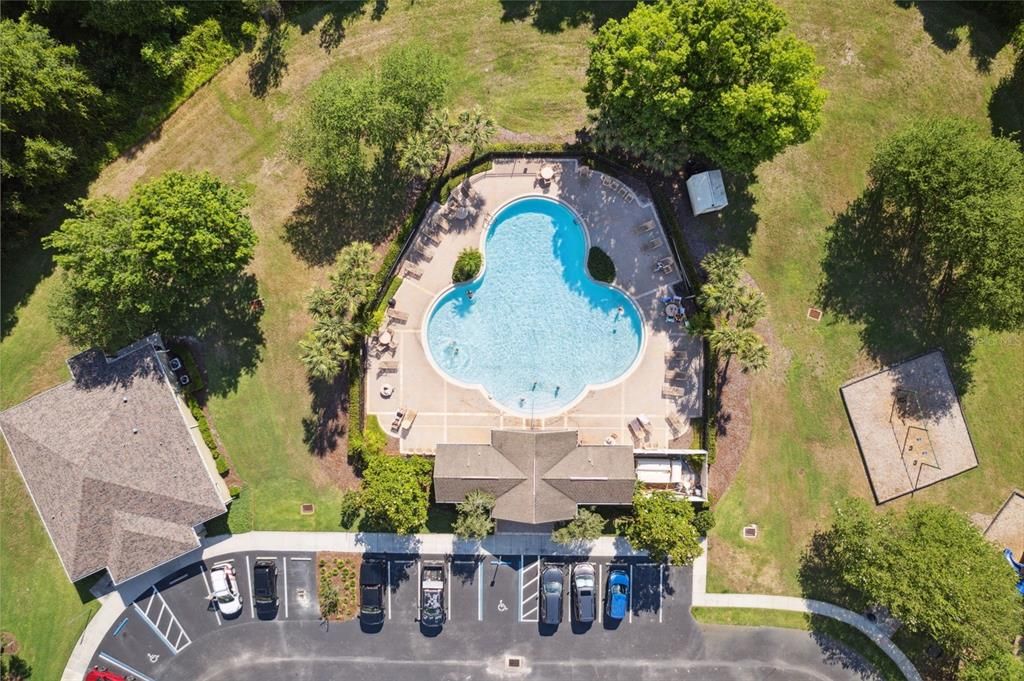 For Sale: $359,900 (5 beds, 2 baths, 2200 Square Feet)