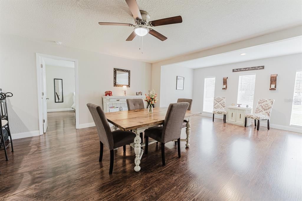 For Sale: $350,000 (3 beds, 2 baths, 2142 Square Feet)