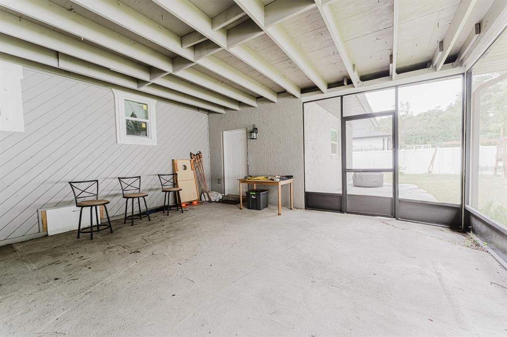 For Sale: $350,000 (3 beds, 2 baths, 2142 Square Feet)