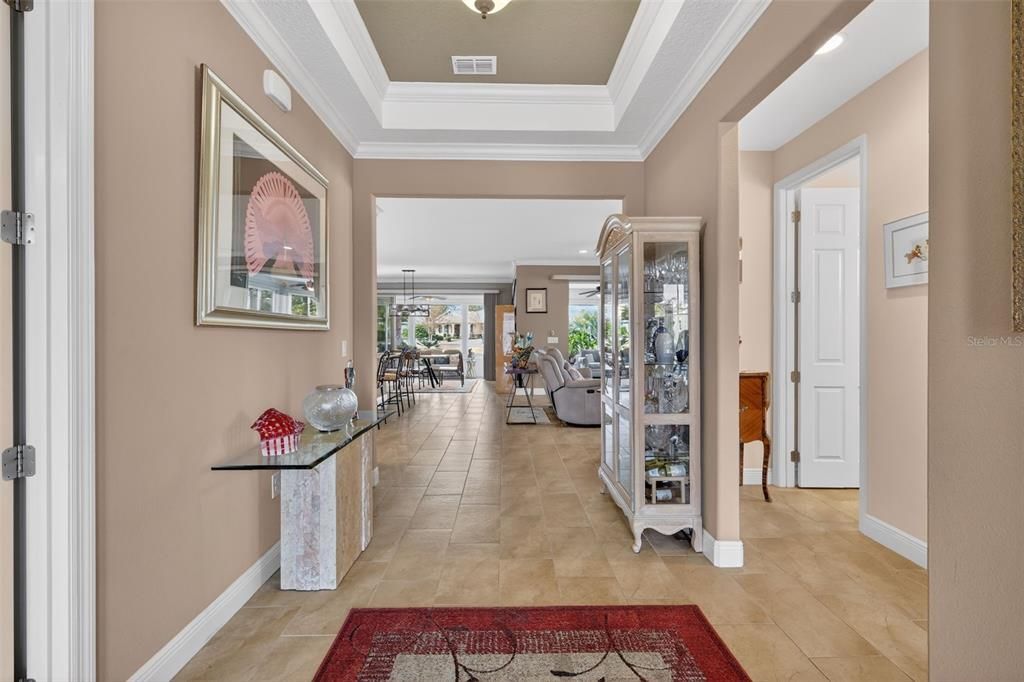 En Venta: $450,000 (3 camas, 3 baños, 2215 Pies cuadrados)