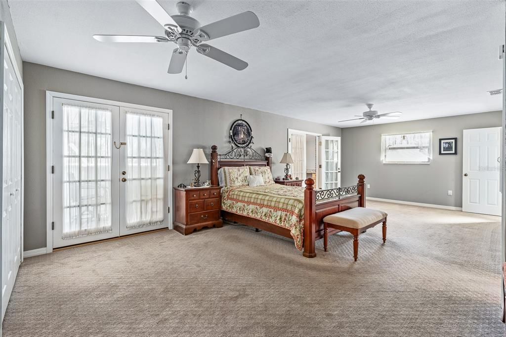 For Sale: $609,000 (3 beds, 2 baths, 2181 Square Feet)