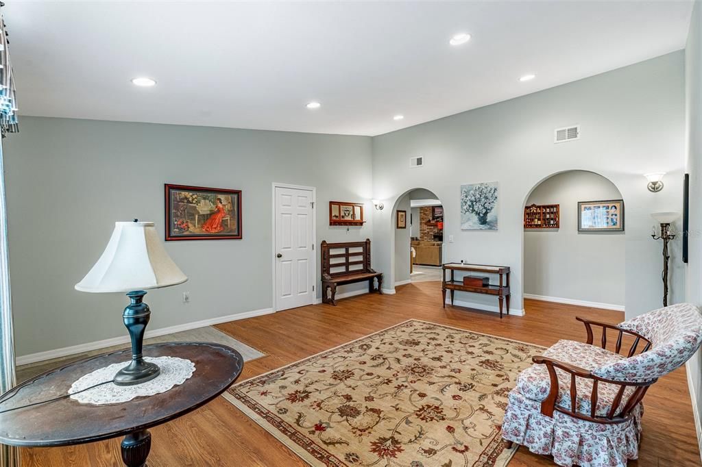 For Sale: $609,000 (3 beds, 2 baths, 2181 Square Feet)