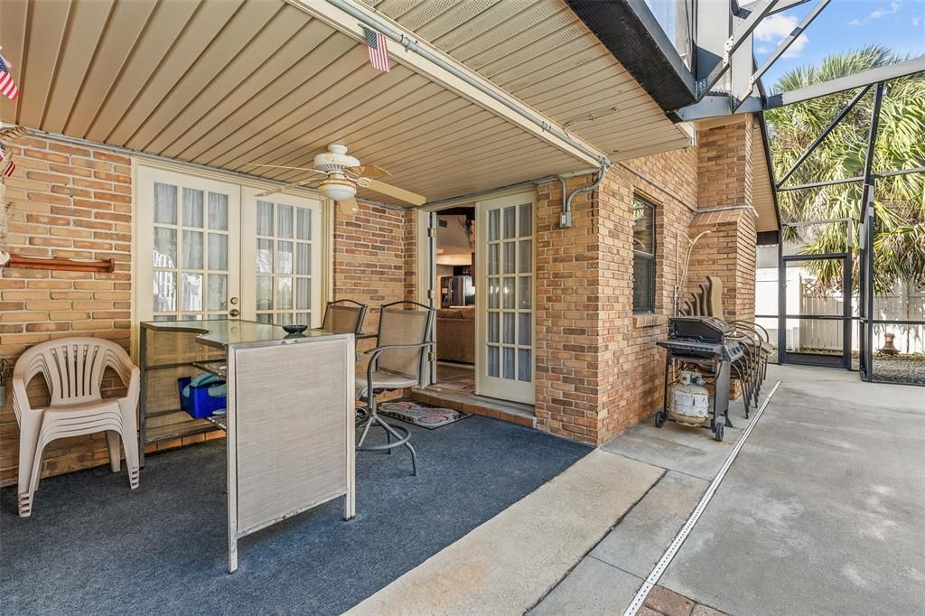 For Sale: $609,000 (3 beds, 2 baths, 2181 Square Feet)