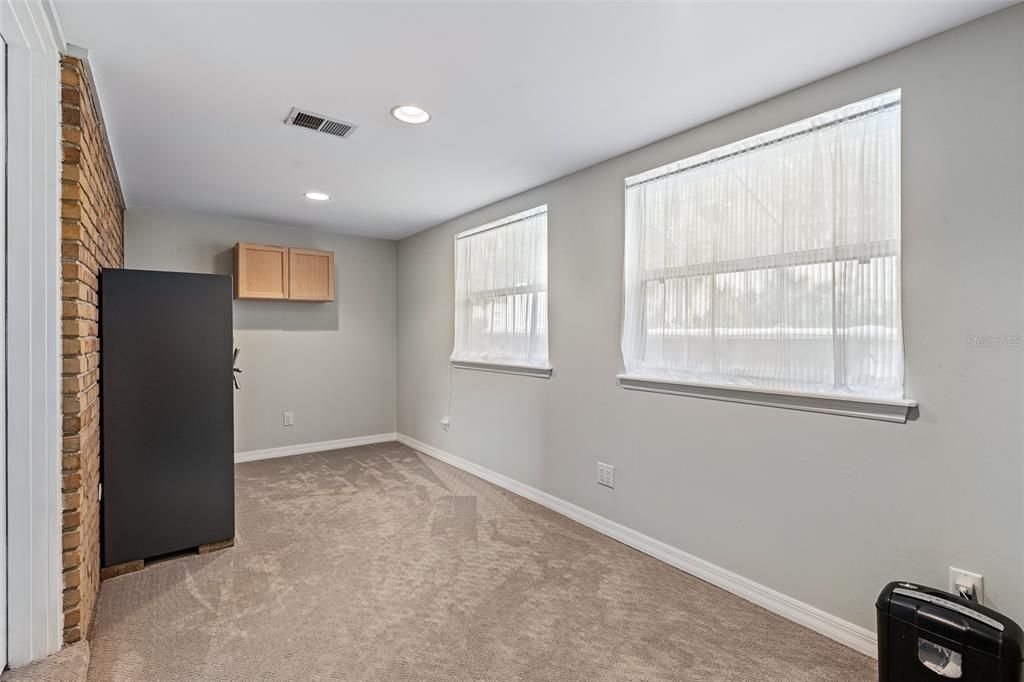 For Sale: $609,000 (3 beds, 2 baths, 2181 Square Feet)