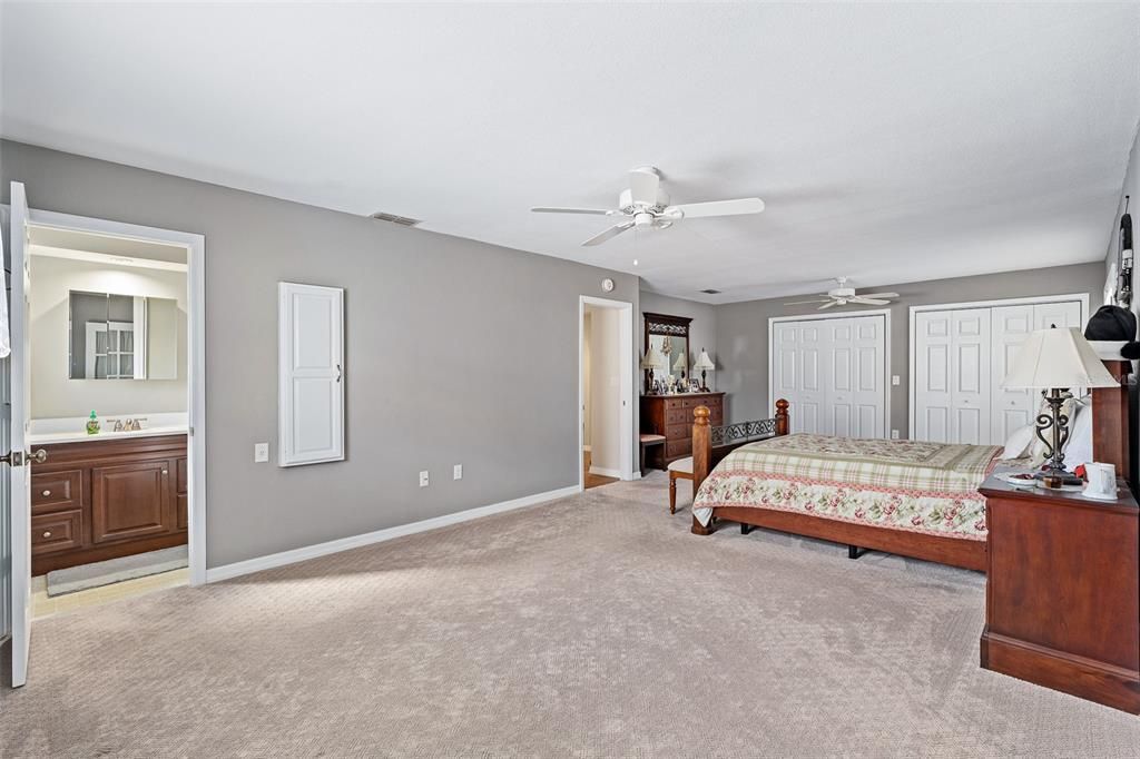 For Sale: $609,000 (3 beds, 2 baths, 2181 Square Feet)