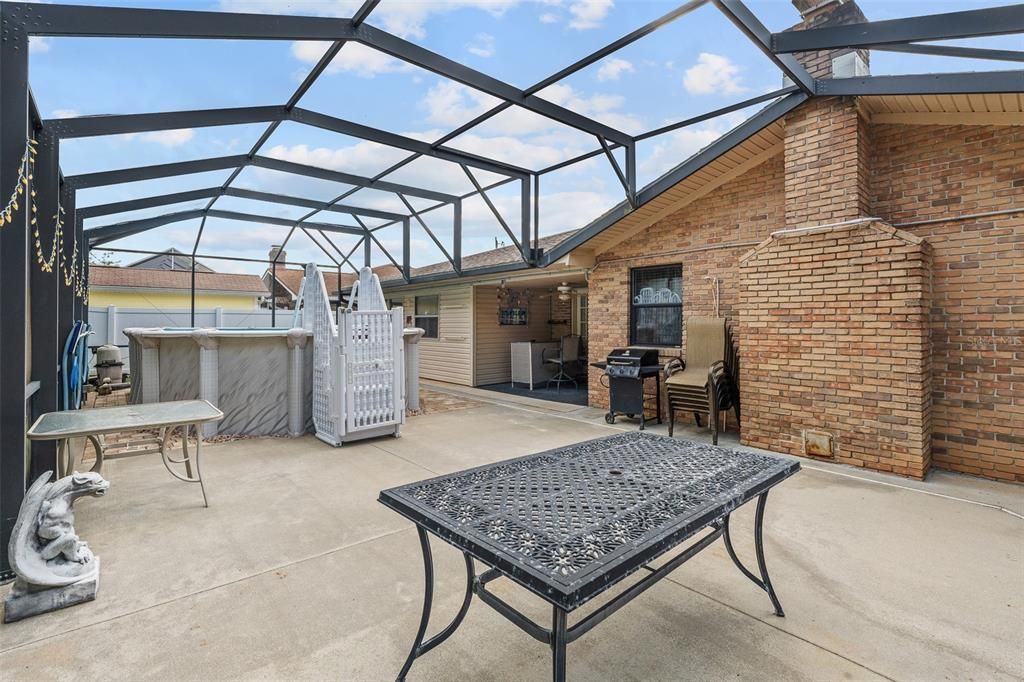 For Sale: $609,000 (3 beds, 2 baths, 2181 Square Feet)