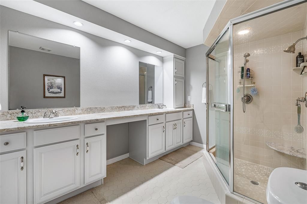 For Sale: $609,000 (3 beds, 2 baths, 2181 Square Feet)