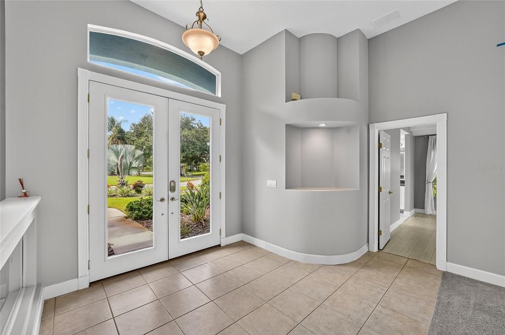 出租: $3,100 (3 贝兹, 2 浴室, 2127 平方英尺)