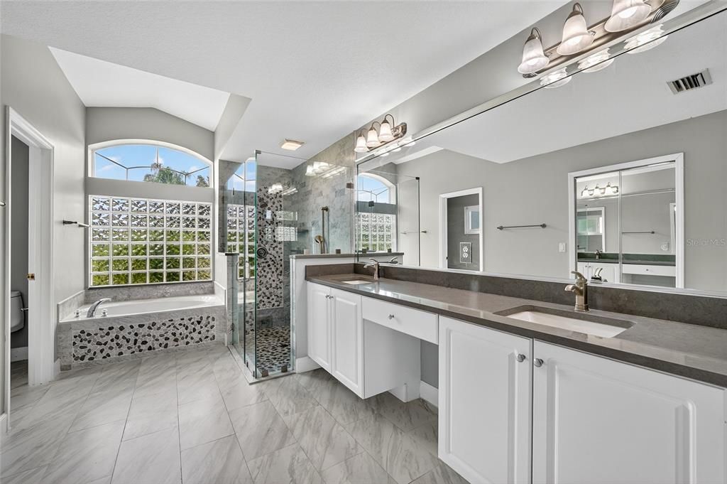 出租: $3,100 (3 贝兹, 2 浴室, 2127 平方英尺)