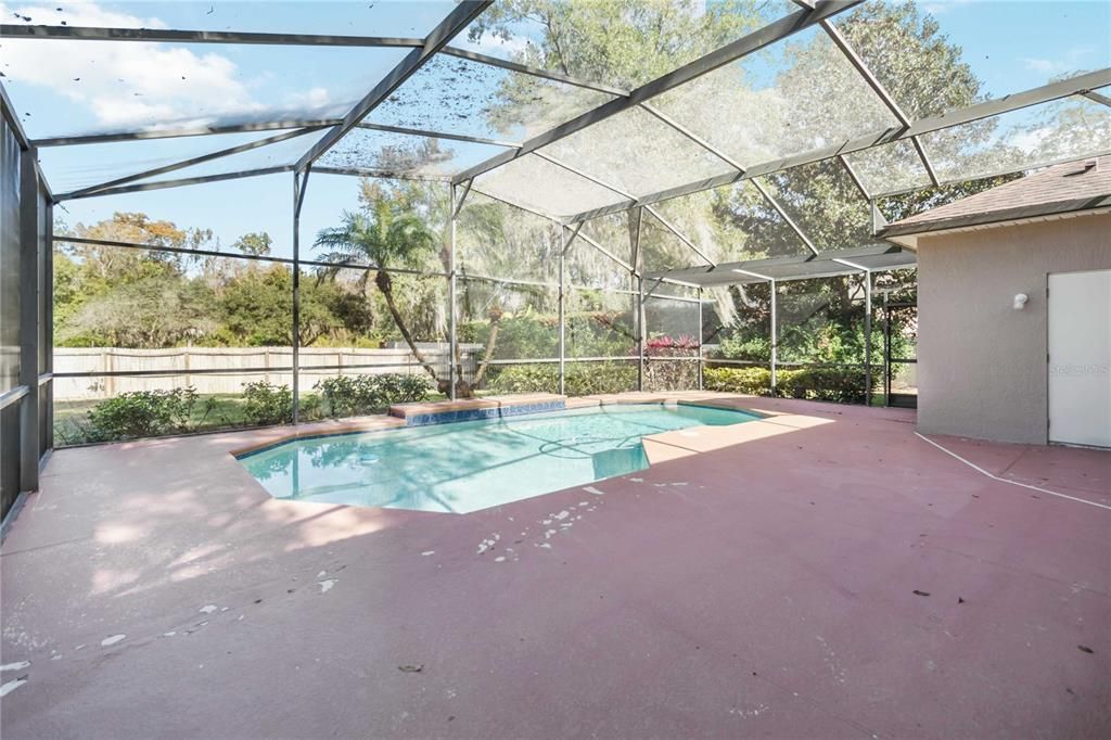 For Sale: $849,900 (5 beds, 3 baths, 2762 Square Feet)