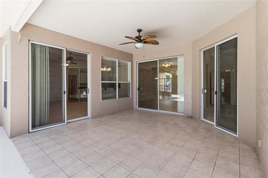 Activo con contrato: $719,990 (5 camas, 3 baños, 2762 Pies cuadrados)