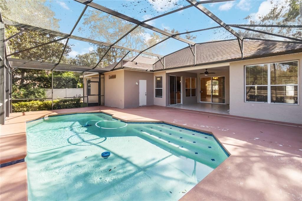 For Sale: $849,900 (5 beds, 3 baths, 2762 Square Feet)