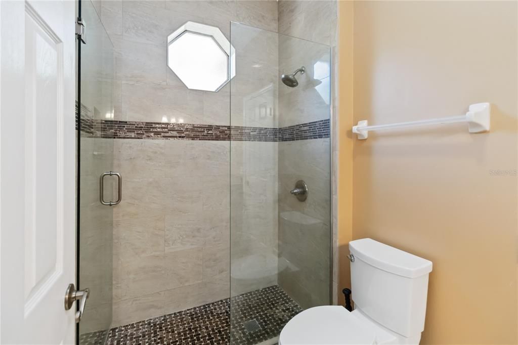 For Sale: $849,900 (5 beds, 3 baths, 2762 Square Feet)