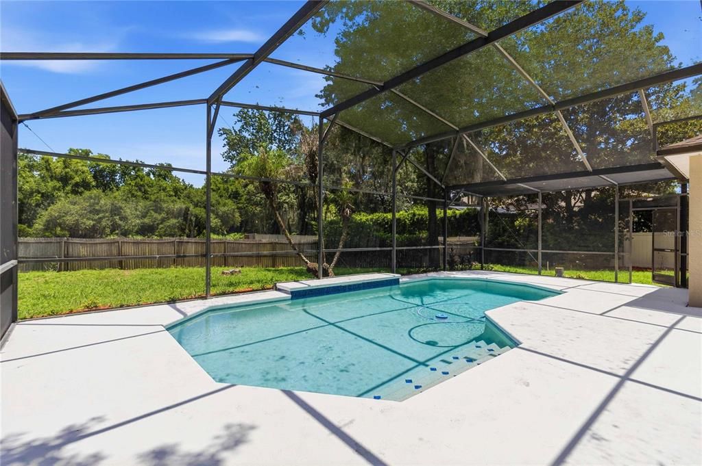 Activo con contrato: $719,990 (5 camas, 3 baños, 2762 Pies cuadrados)