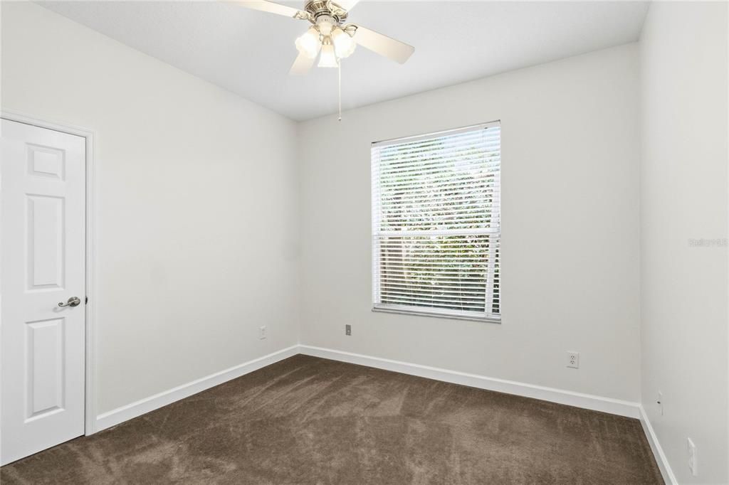 Activo con contrato: $719,990 (5 camas, 3 baños, 2762 Pies cuadrados)