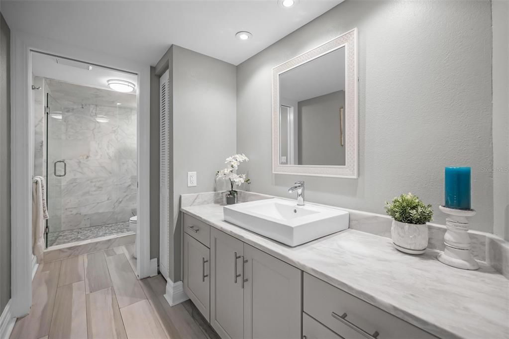 待售: $1,175,000 (2 贝兹, 2 浴室, 1840 平方英尺)