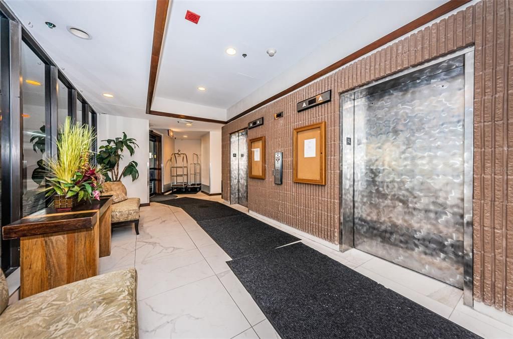 待售: $1,175,000 (2 贝兹, 2 浴室, 1840 平方英尺)