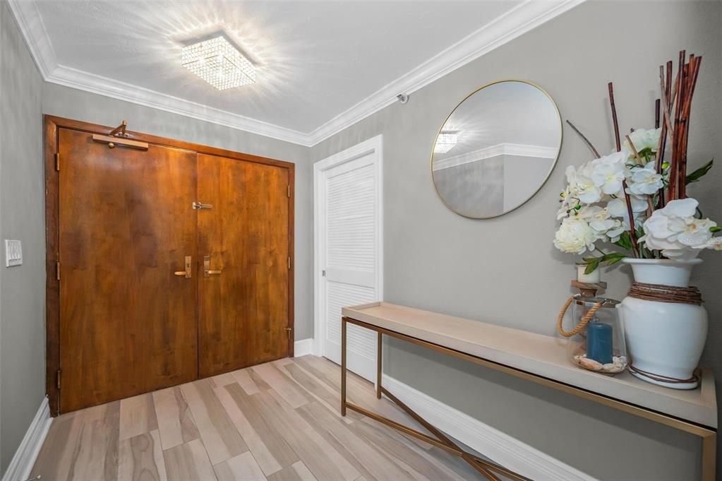 待售: $1,175,000 (2 贝兹, 2 浴室, 1840 平方英尺)