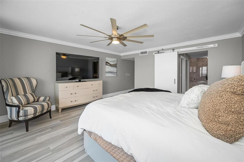 待售: $1,175,000 (2 贝兹, 2 浴室, 1840 平方英尺)