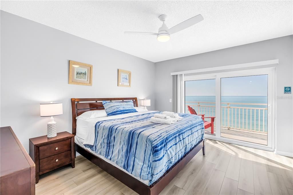 For Sale: $899,000 (3 beds, 2 baths, 1180 Square Feet)