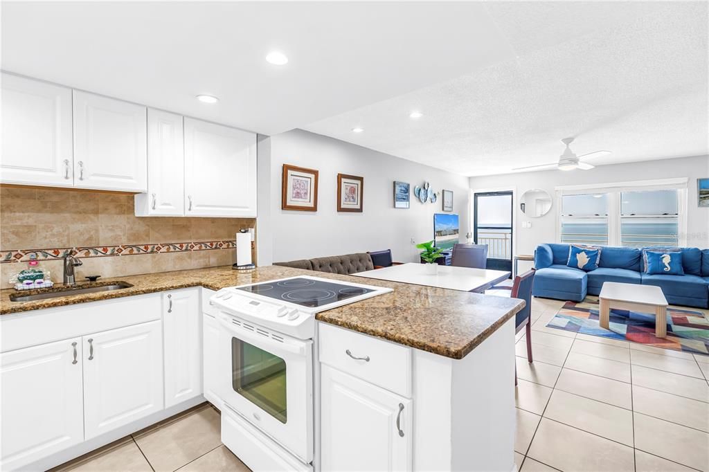 For Sale: $899,000 (3 beds, 2 baths, 1180 Square Feet)