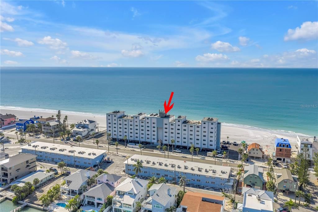 For Sale: $899,000 (3 beds, 2 baths, 1180 Square Feet)