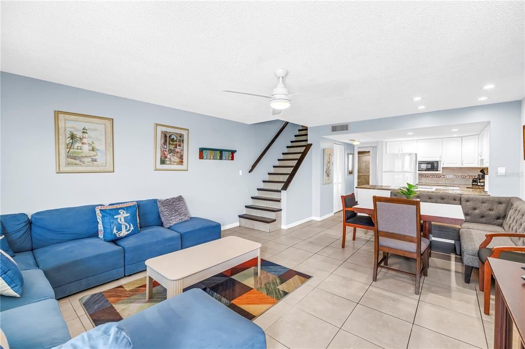 For Sale: $899,000 (3 beds, 2 baths, 1180 Square Feet)