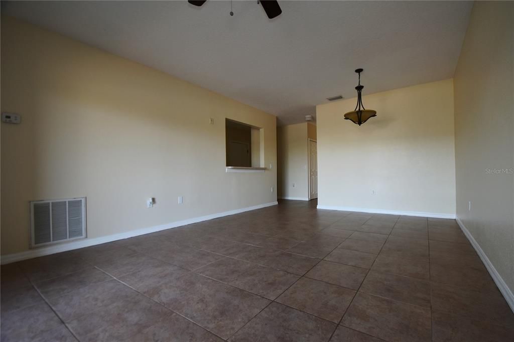 For Sale: $174,900 (3 beds, 2 baths, 1151 Square Feet)