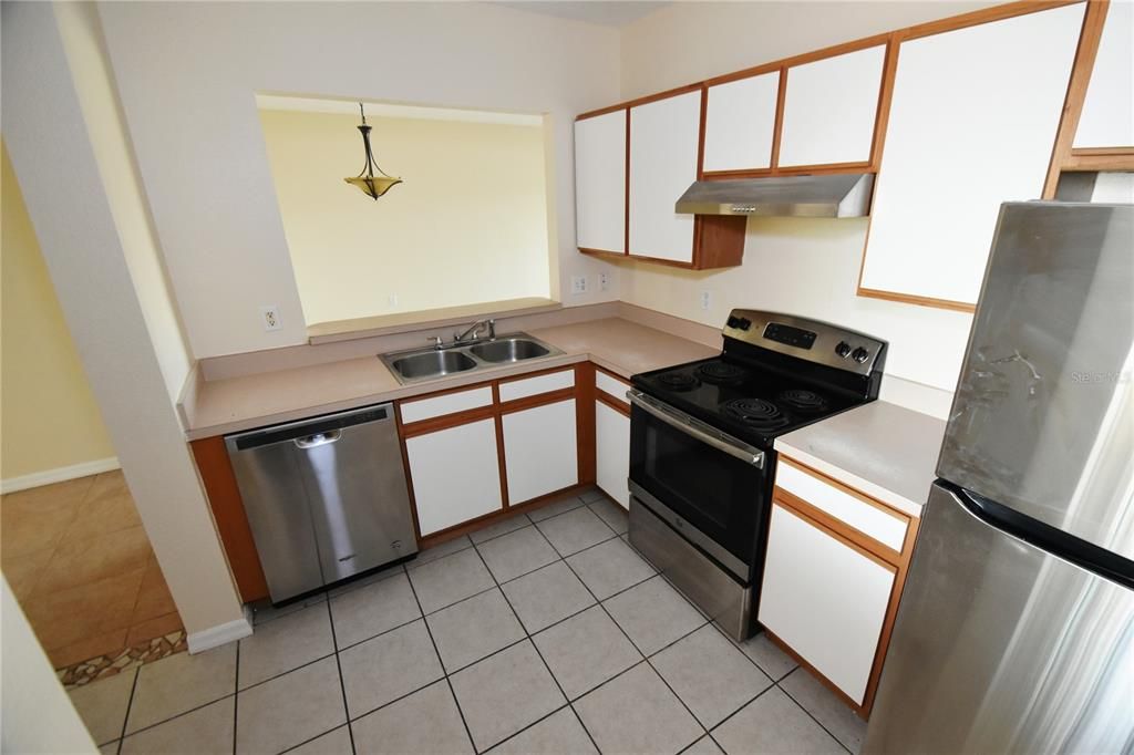 For Sale: $174,900 (3 beds, 2 baths, 1151 Square Feet)
