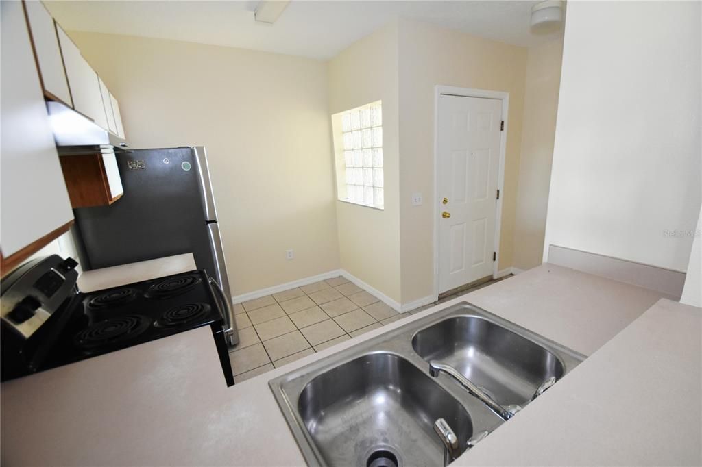 For Sale: $174,900 (3 beds, 2 baths, 1151 Square Feet)