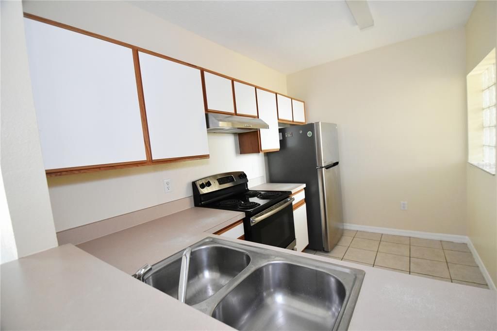 For Sale: $174,900 (3 beds, 2 baths, 1151 Square Feet)
