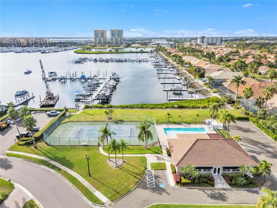 En Venta: $2,500,000 (4 camas, 4 baños, 4775 Pies cuadrados)