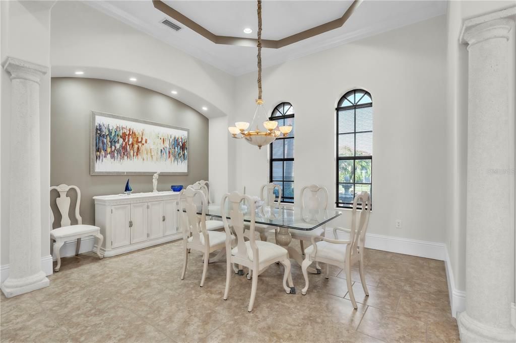 En Venta: $2,500,000 (4 camas, 4 baños, 4775 Pies cuadrados)