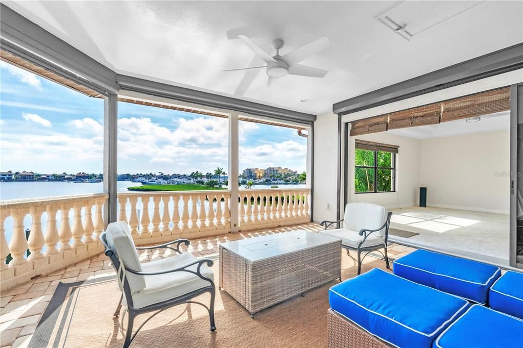 En Venta: $2,500,000 (4 camas, 4 baños, 4775 Pies cuadrados)