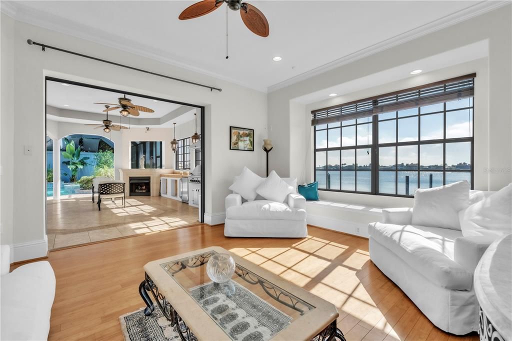 En Venta: $2,500,000 (4 camas, 4 baños, 4775 Pies cuadrados)