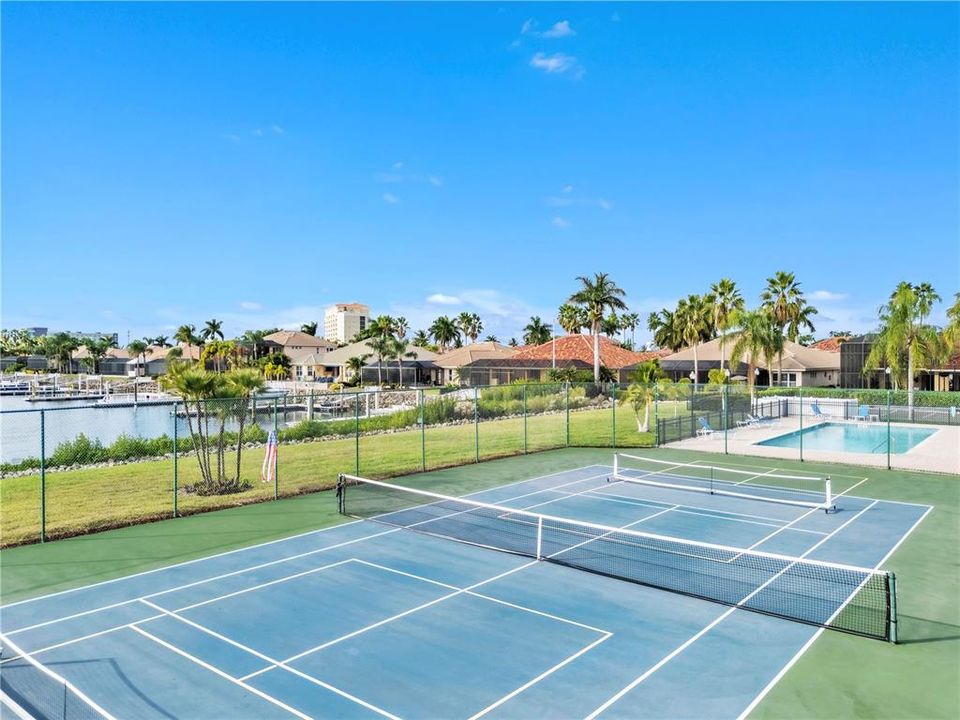 En Venta: $2,500,000 (4 camas, 4 baños, 4775 Pies cuadrados)