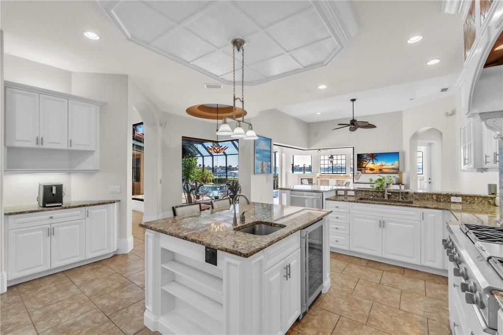 En Venta: $2,500,000 (4 camas, 4 baños, 4775 Pies cuadrados)