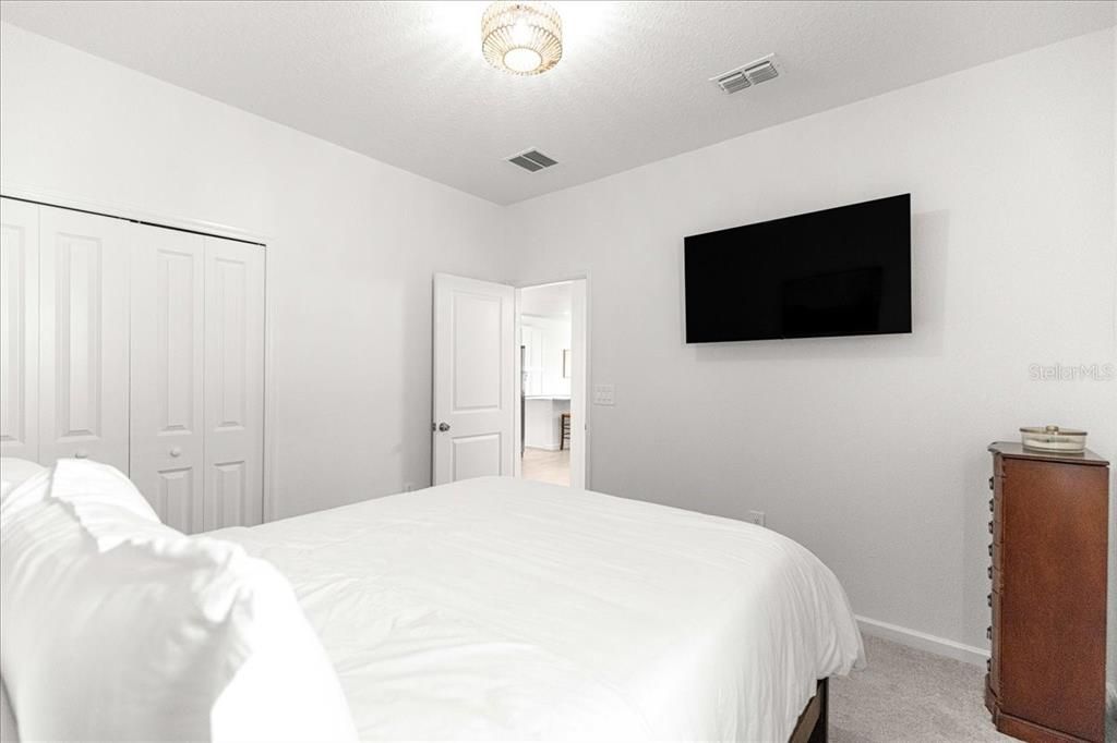 For Sale: $341,000 (4 beds, 3 baths, 2170 Square Feet)