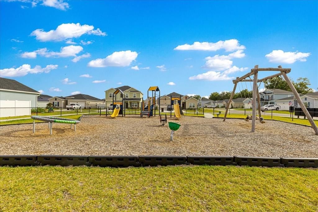 For Sale: $341,000 (4 beds, 3 baths, 2170 Square Feet)