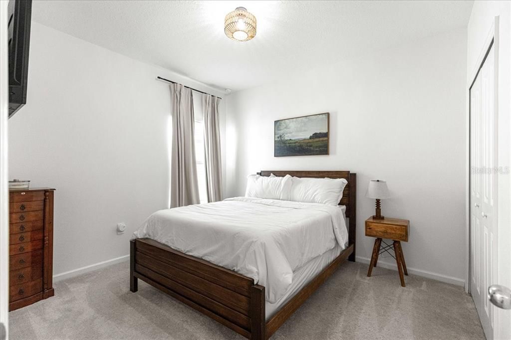 For Sale: $341,000 (4 beds, 3 baths, 2170 Square Feet)