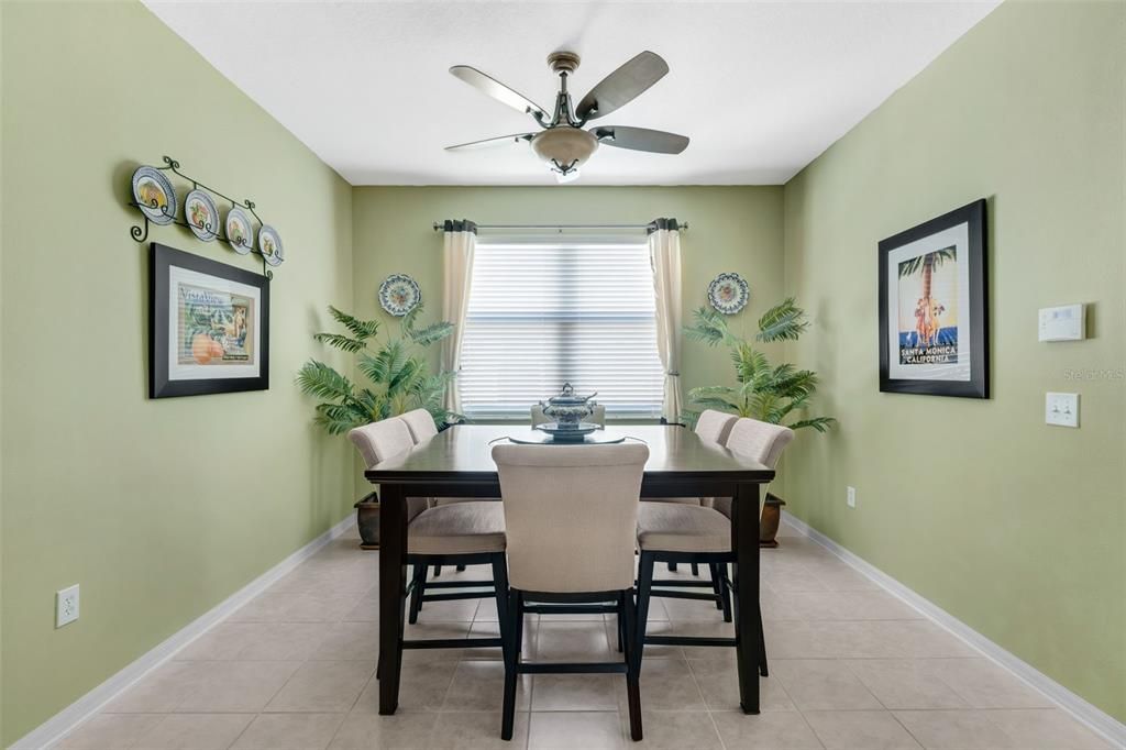 En Venta: $524,900 (4 camas, 3 baños, 2786 Pies cuadrados)